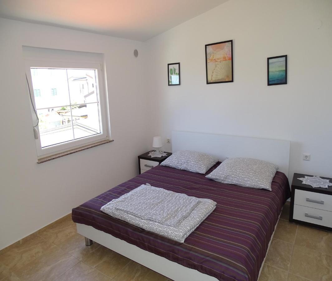 Apartmani David วีร์ ภายนอก รูปภาพ