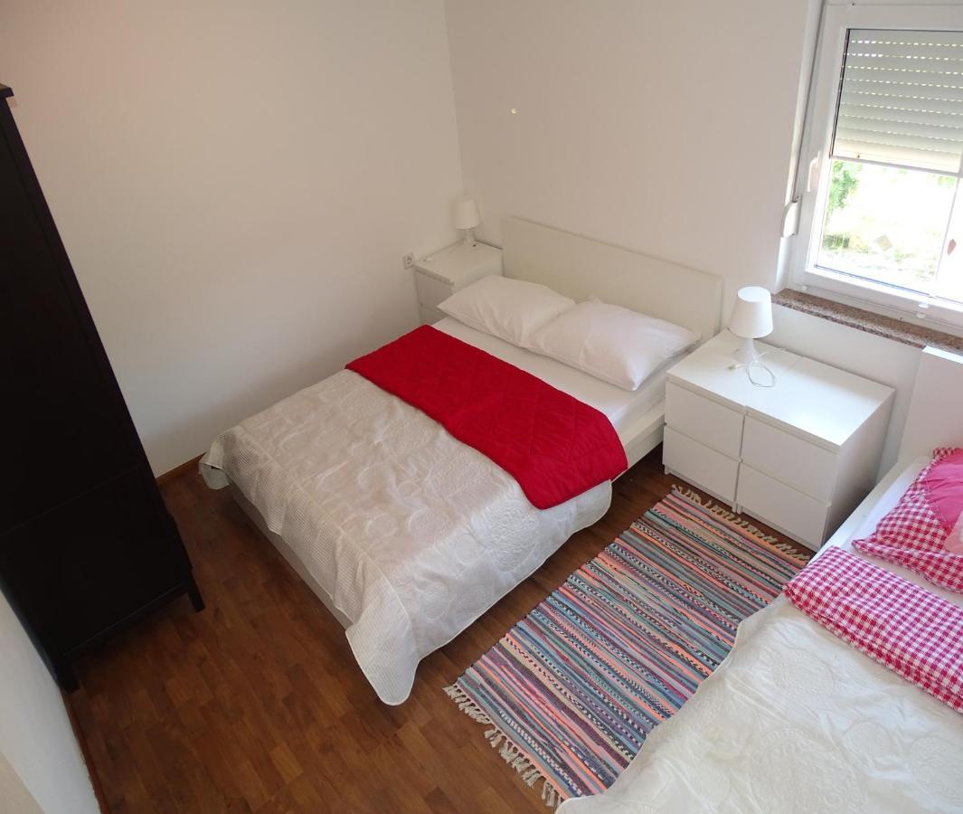 Apartmani David วีร์ ภายนอก รูปภาพ