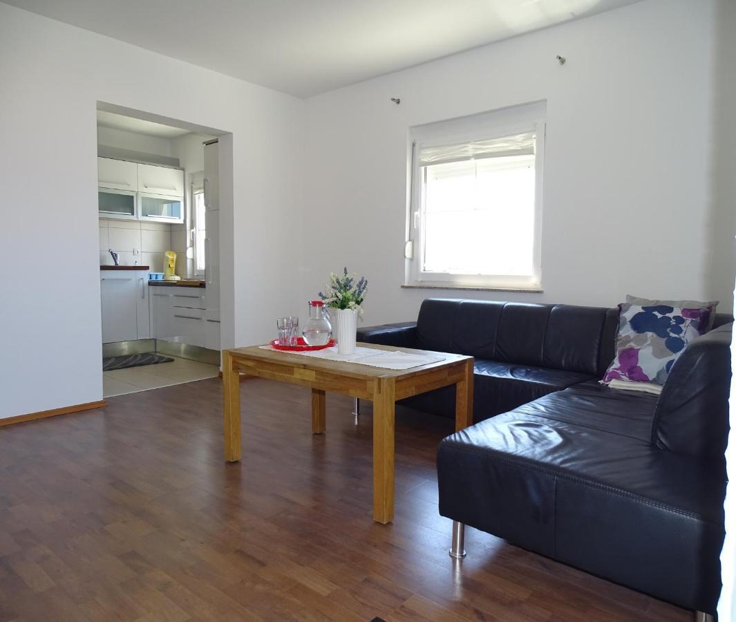 Apartmani David วีร์ ภายนอก รูปภาพ