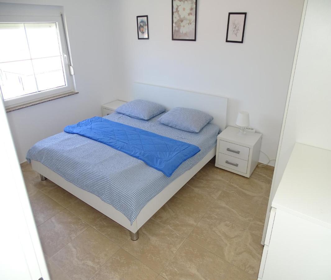 Apartmani David วีร์ ภายนอก รูปภาพ